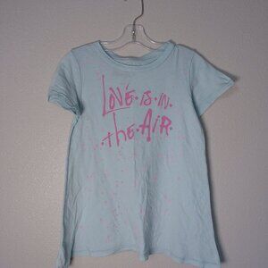 Love is in the air tee